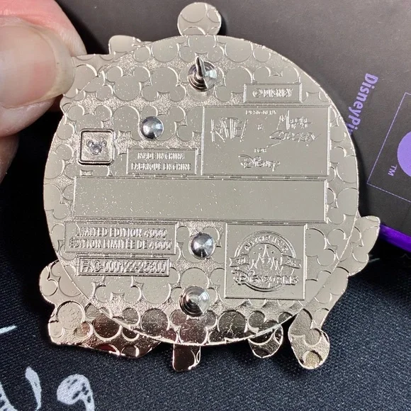 Disney Parks 2026 Princess Charming Regal Carrousel Pin Artist Collection - Picture 6 of 6